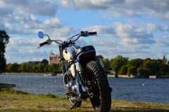 KAWASAKI-W650-Scrambler-cafeRacer-38