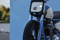 KAWASAKI-W650-Scrambler-cafeRacer-90