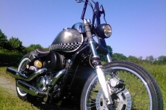 VN800-Bobber-11